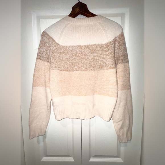 J. Crew 100% Cashmere Sweater. Size Small. NWOT - Picture 2 of 14
